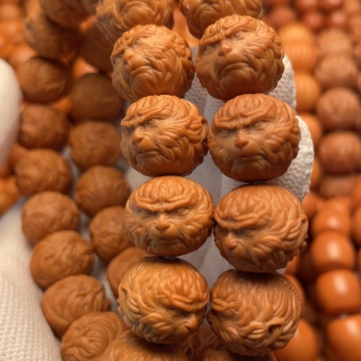 猴头核桃吊坠正*斗战胜佛