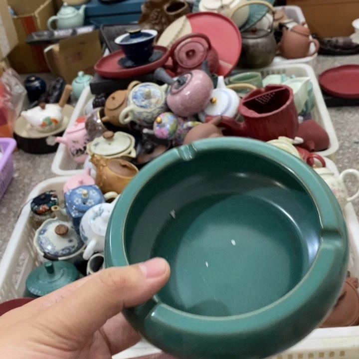 陶瓷艺术品及陶瓷壶