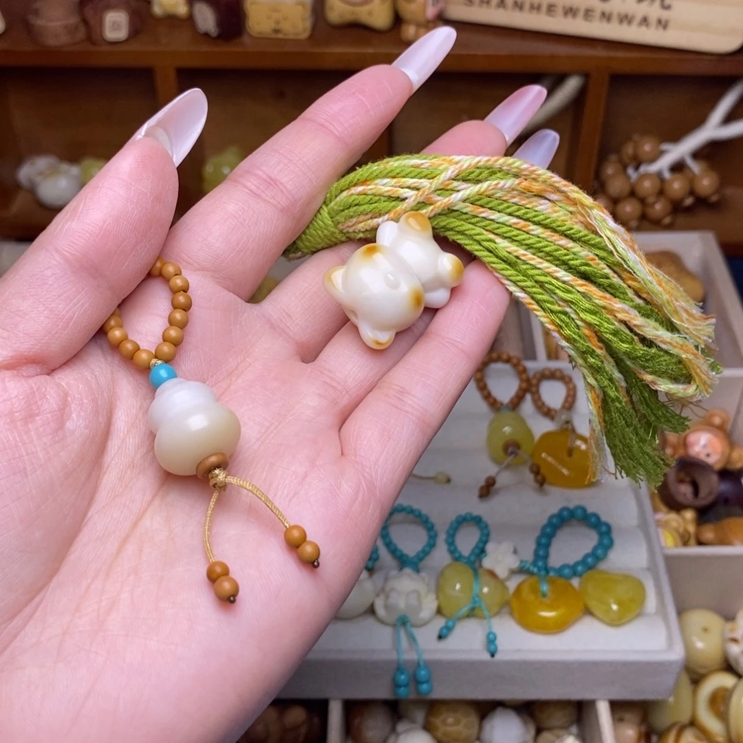 吊坠猴头核桃小熊葫芦滴流绿野仙踪