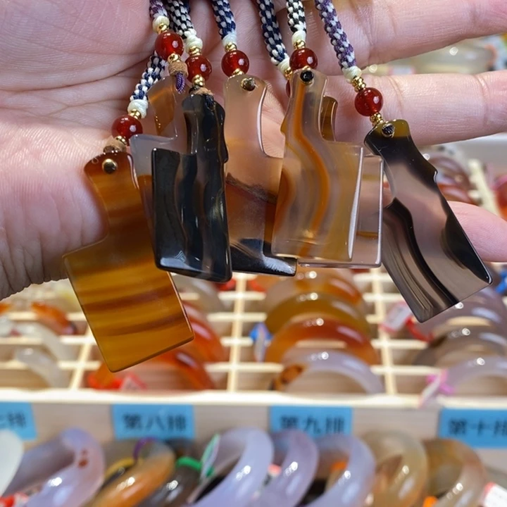 手镯玛瑙/玉髓未镶嵌