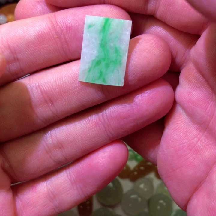 定制翡翠未镶嵌天然a货翡翠