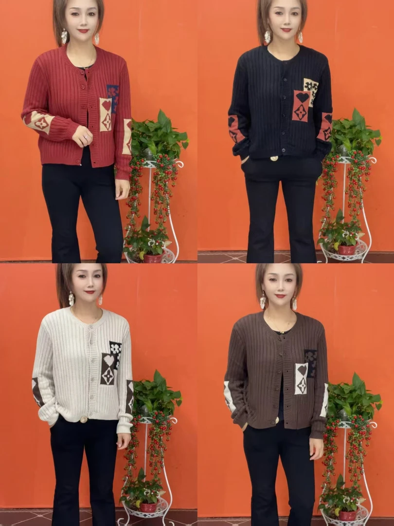 贴花短款针织开衫