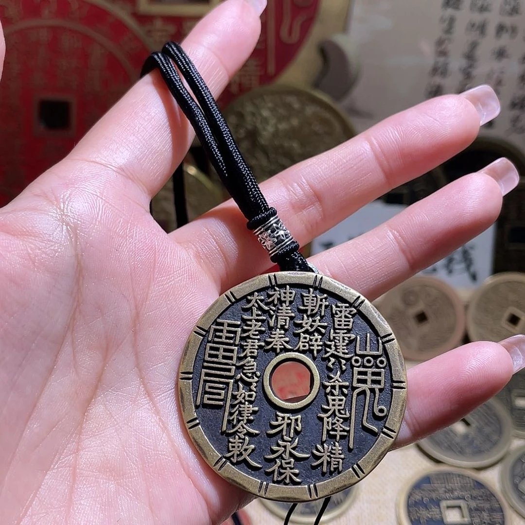 铜铜现代仿制工艺品花钱