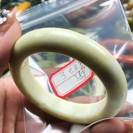 蛇纹石玉手镯未镶嵌?****?