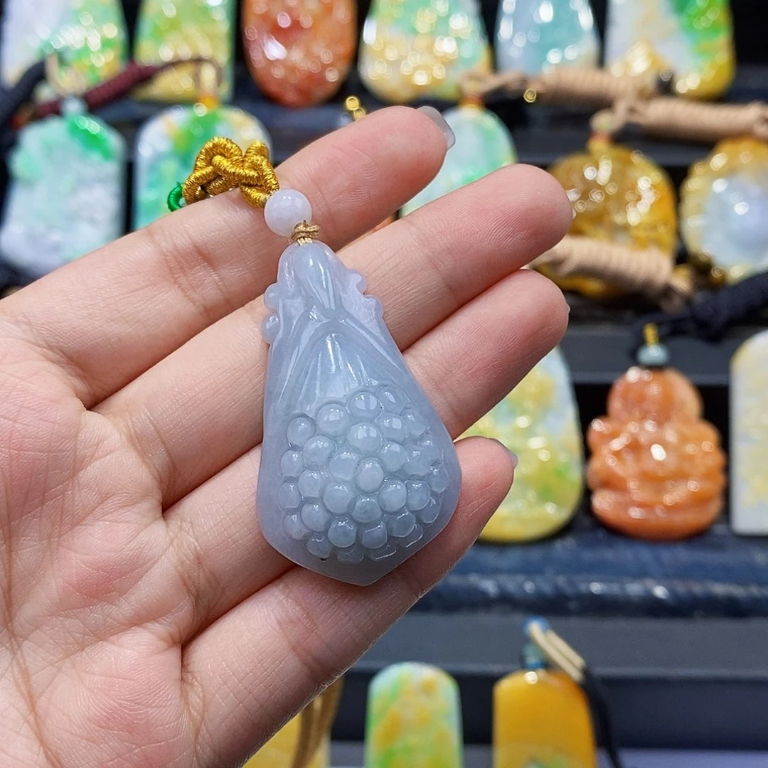 翡翠未镶嵌颈饰天然翡翠A货