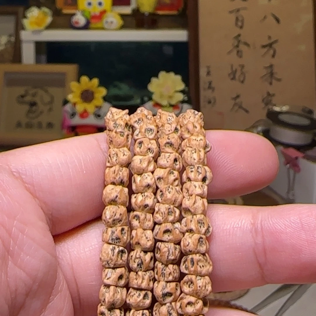 赵***c手串柏香籽/百香籽