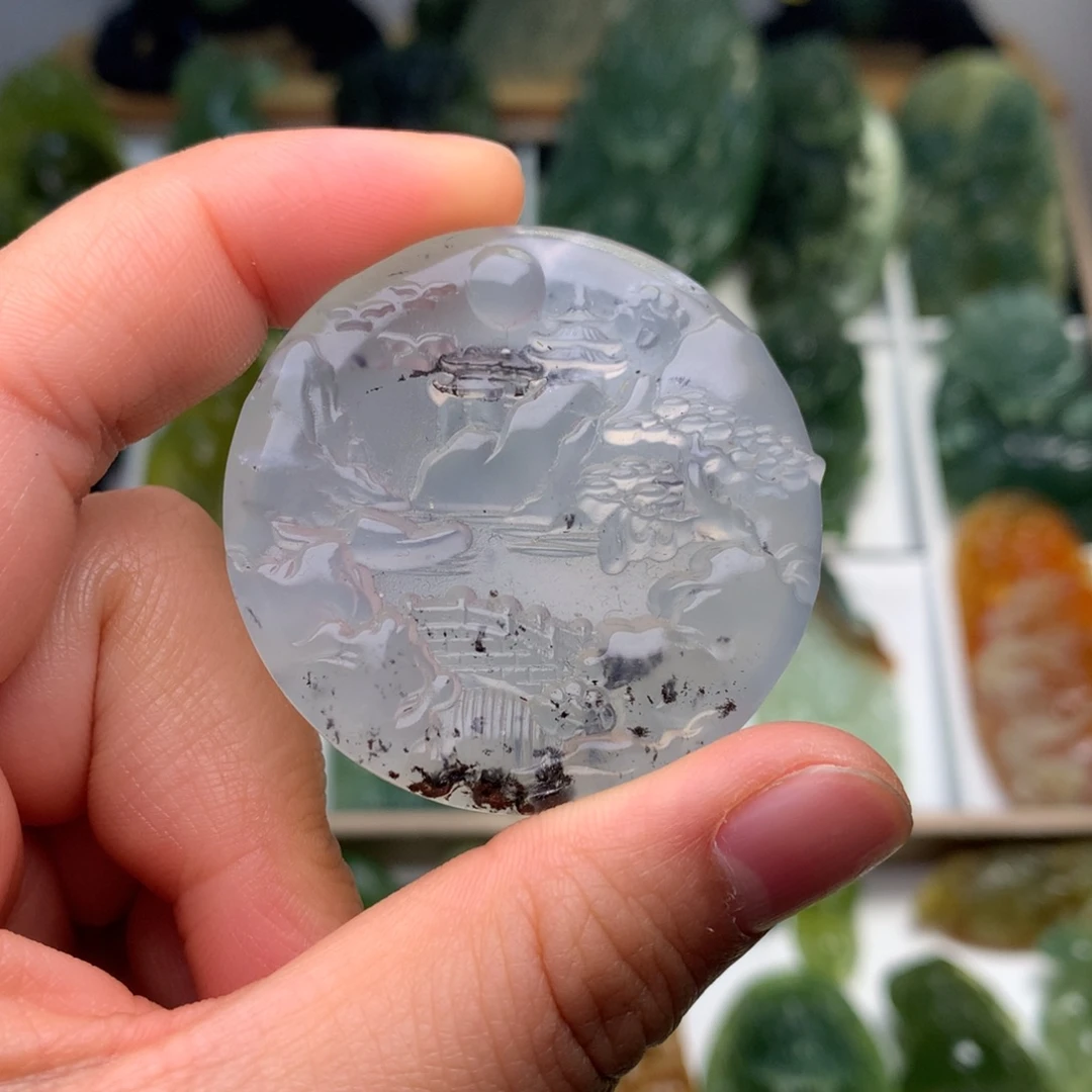 蛇纹石玉未镶嵌挂件山水