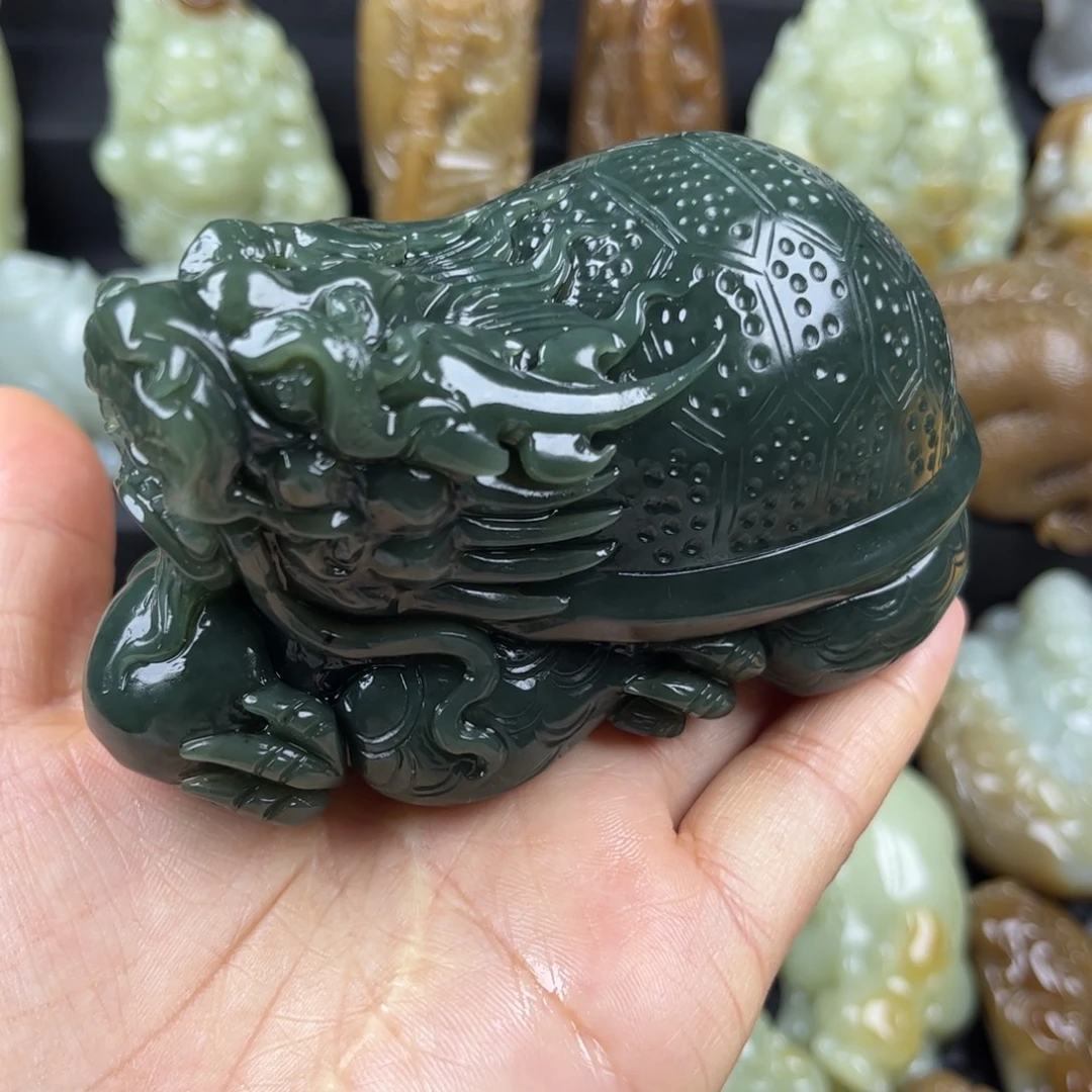 和田玉未镶嵌把件