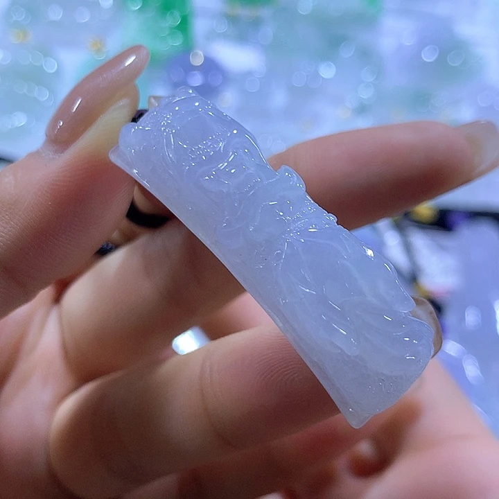 翡翠未镶嵌颈饰天然翡翠A货吊坠