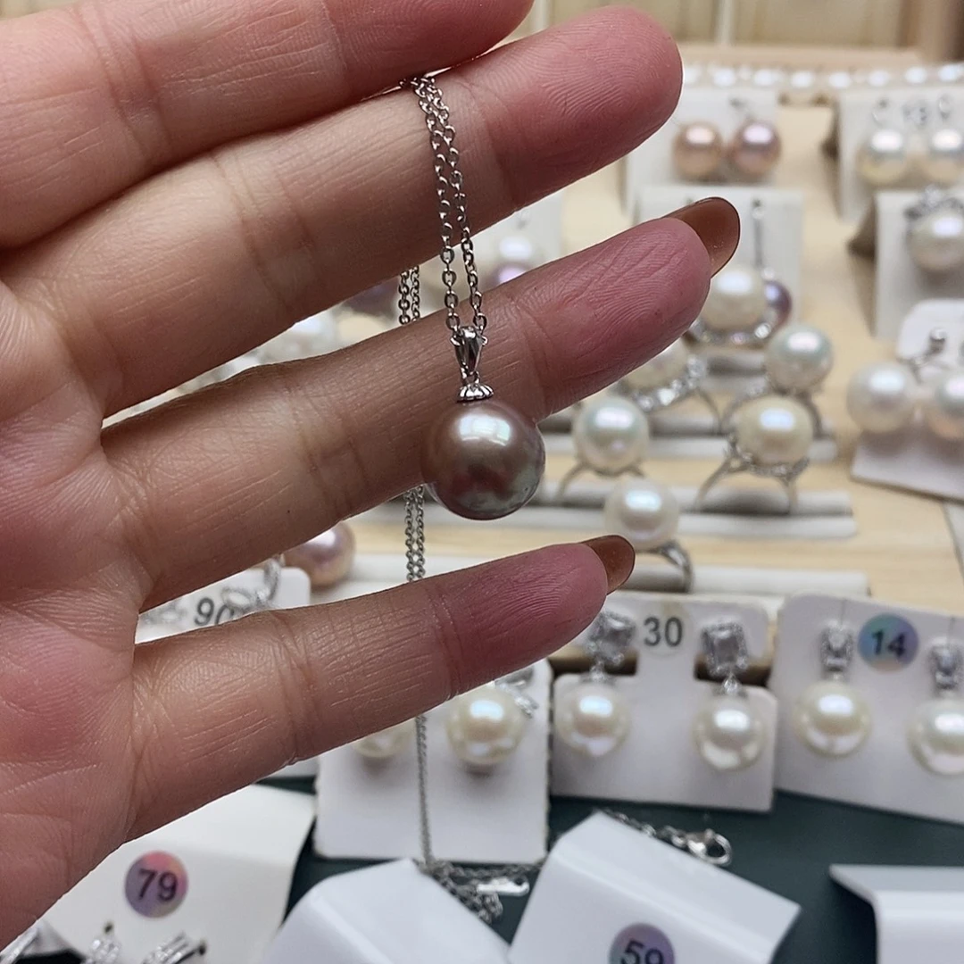 颈饰银S925镶嵌淡水珍珠