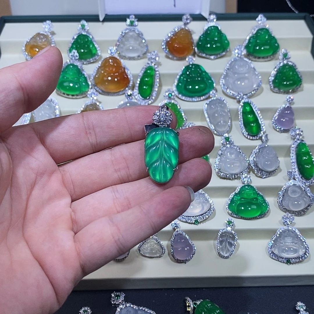 玛瑙/玉髓吊坠未镶嵌13