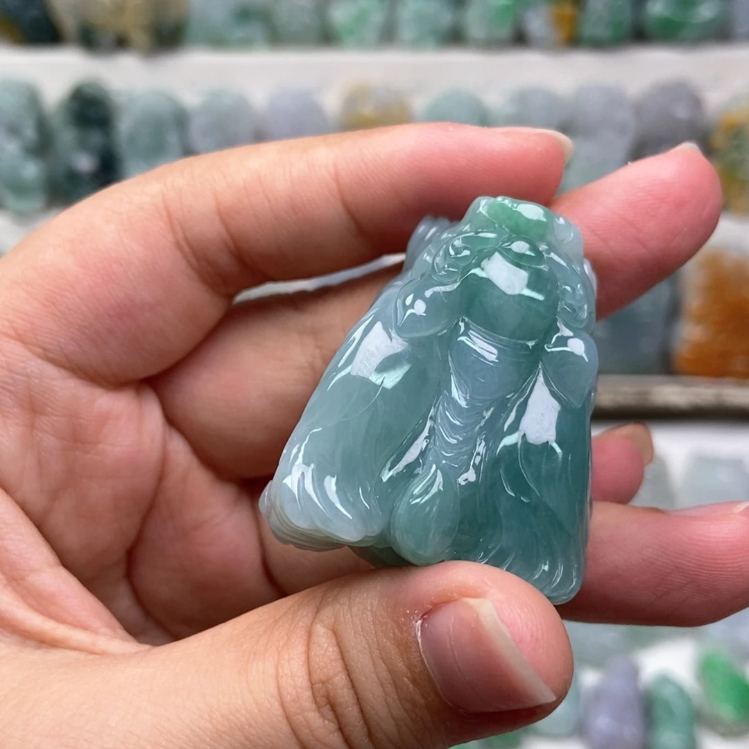 翡翠未镶嵌吊坠(赠链)