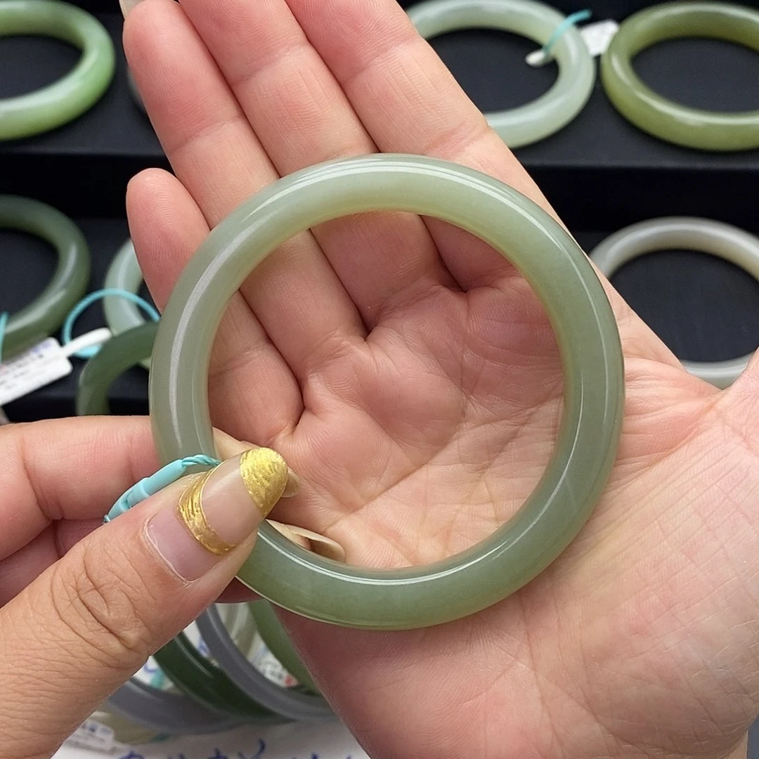 和田玉未镶嵌珠宝奇石58.59