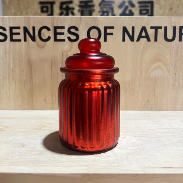 红色奶瓶电镀透光香薰蜡烛