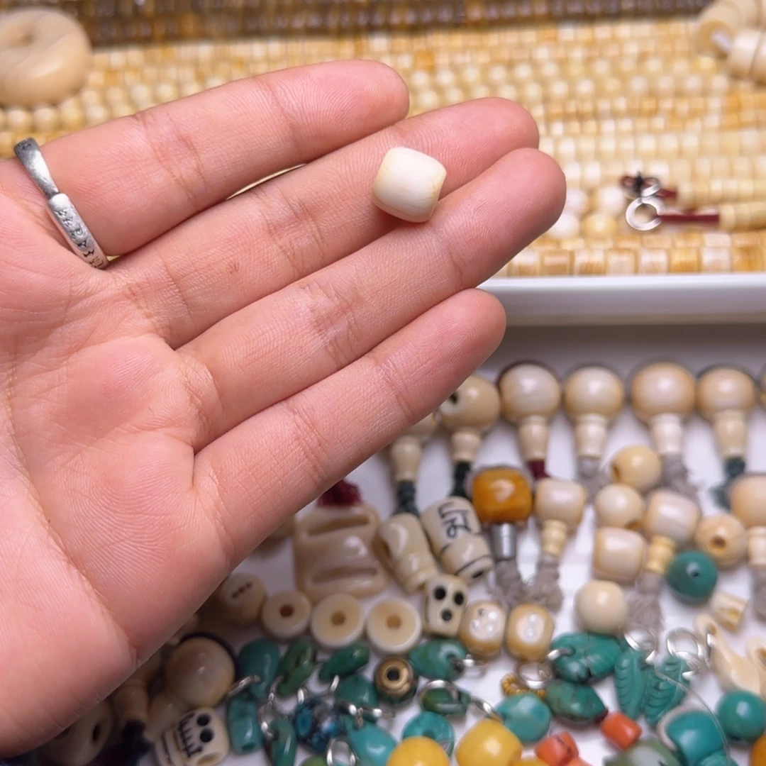 四***七菩提籽类藏传老高级白小元素