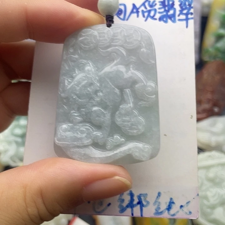 翡翠未镶嵌颈饰天然翡翠
