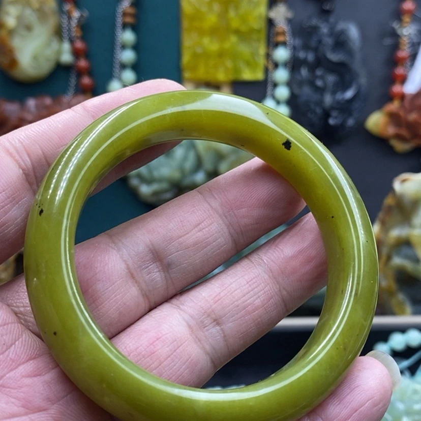 【闪购商品】未镶嵌岫玉手镯56