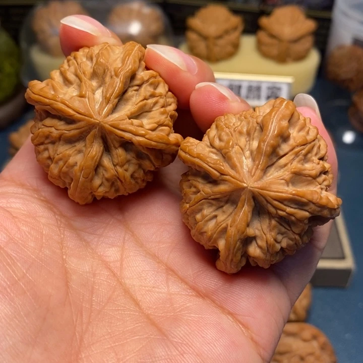 【闪购商品】把件文玩核桃雨花石正四棱