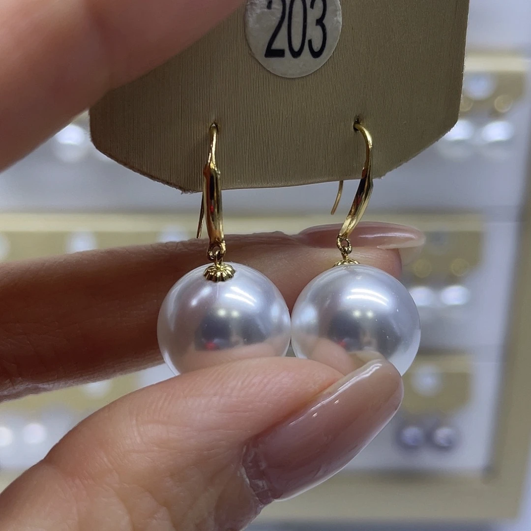 18K金镶嵌耳饰淡水珍珠
