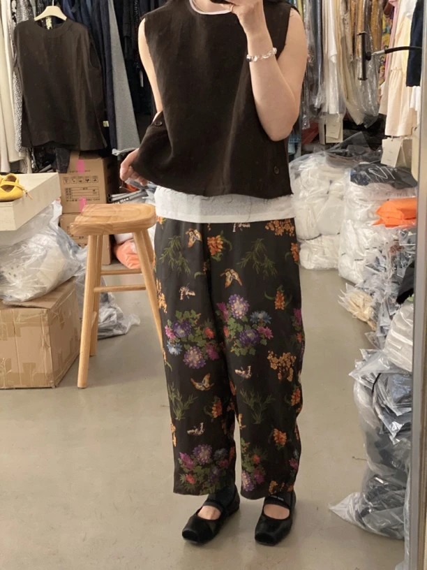 炫色小众设计毛边两侧扣子马甲