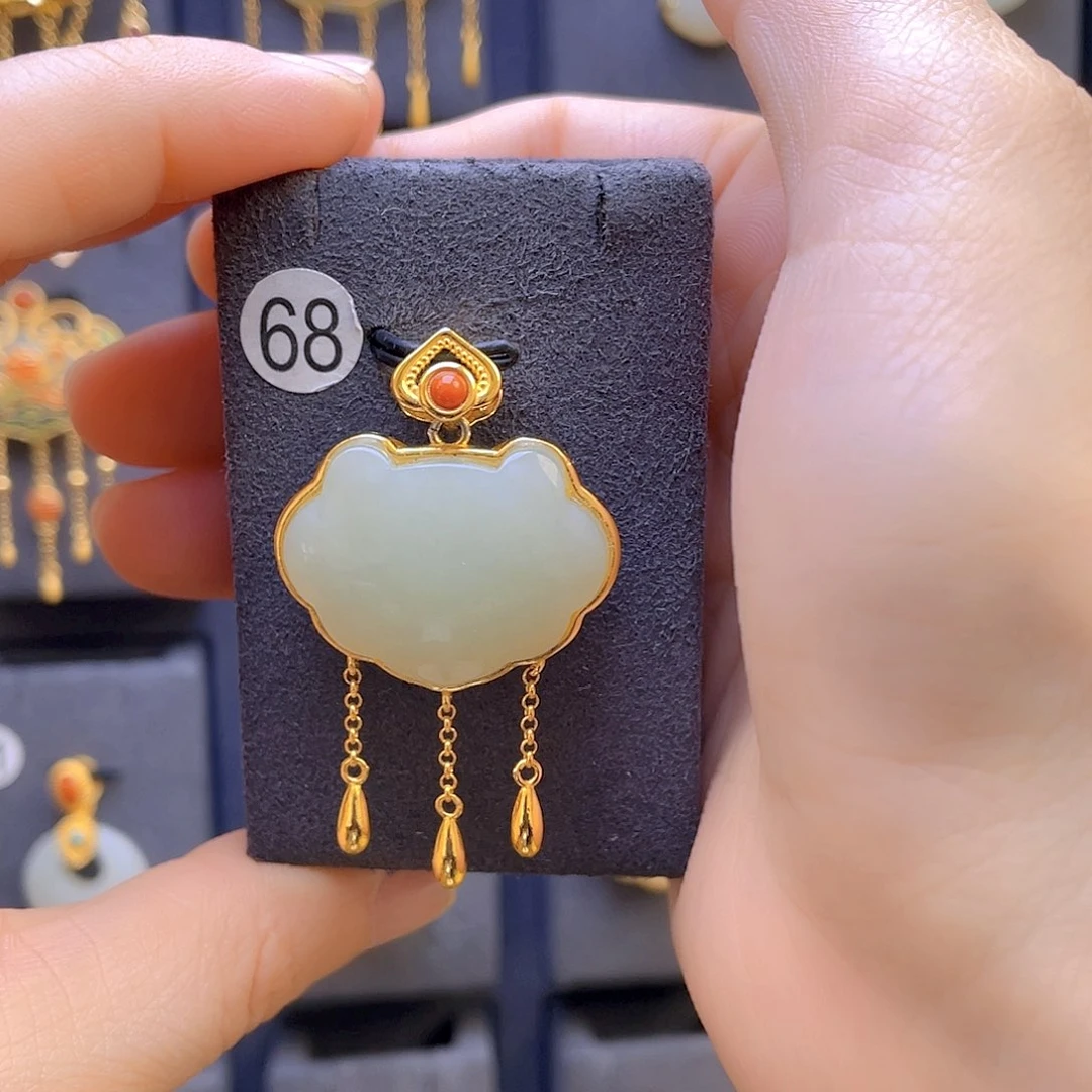 和田玉颈饰银S925镀金镶嵌