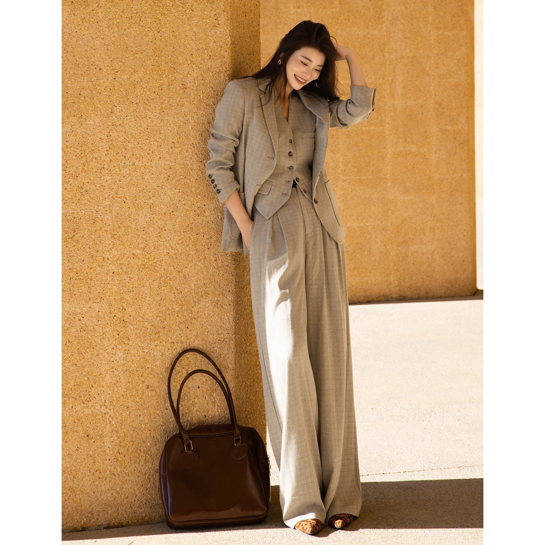 ZEROYK时尚简约气质女神范松弛大气高端轻奢外套马甲直筒裤三件套