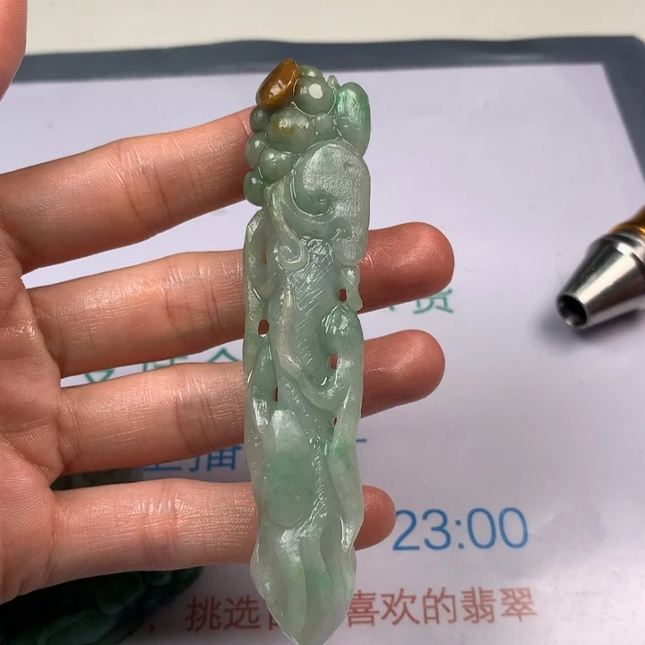 定制翡翠翡翠未镶嵌心**月