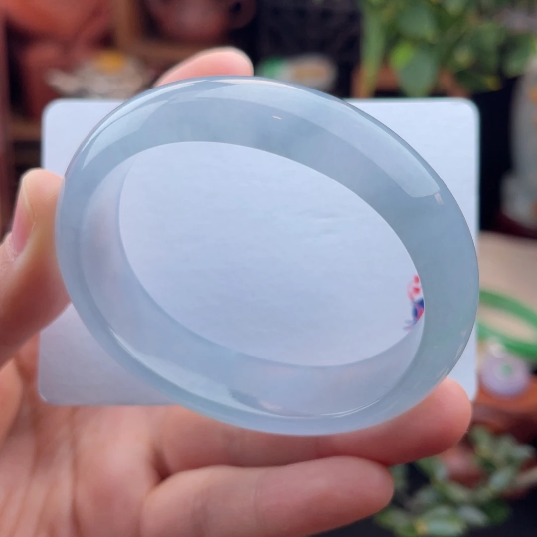 未镶嵌手镯（贵妃镯）翡翠冰川蓝