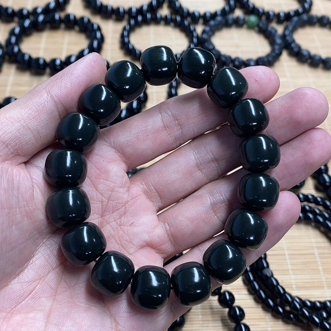 ****和田玉未镶嵌手链