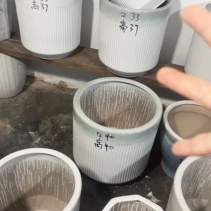 陶瓷大花盆一套三个