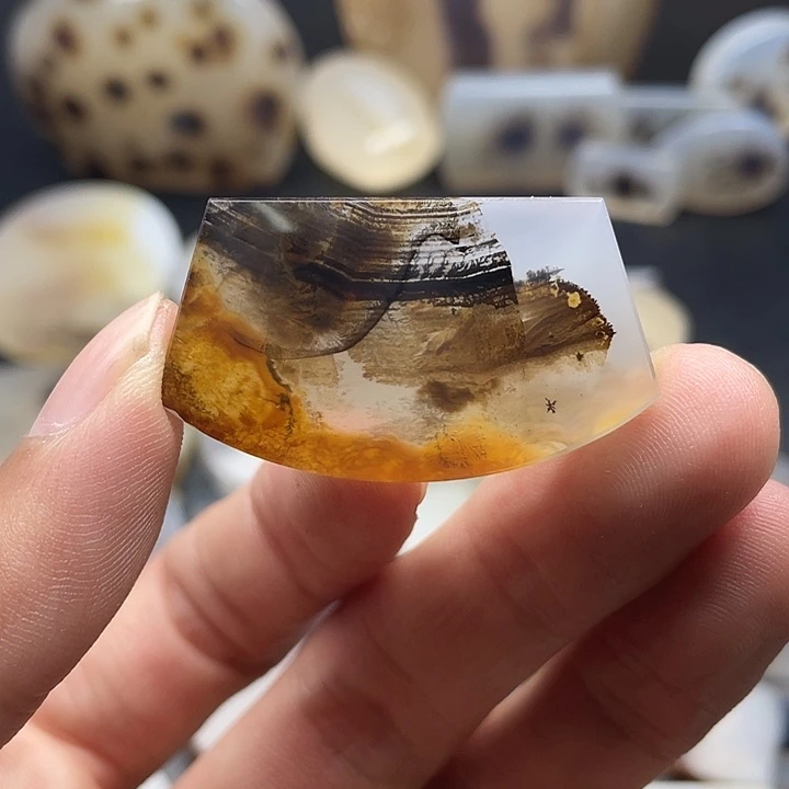 玛瑙/玉髓未镶嵌颈饰