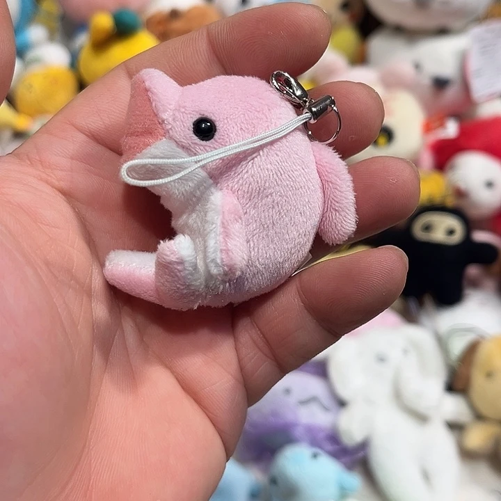 毛绒a-show挂件。。