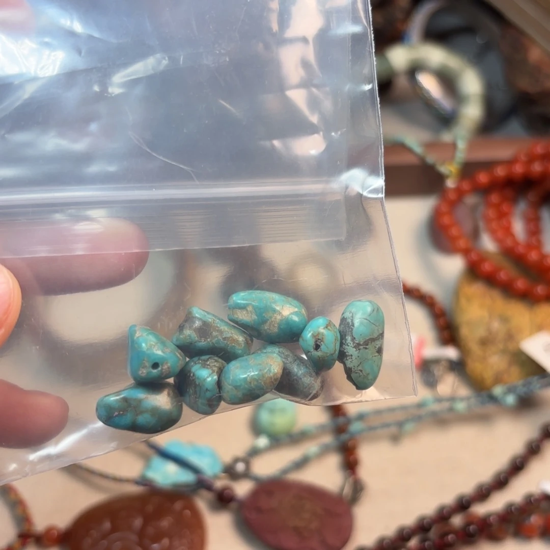 岫岩河磨玉（透闪石质玉）颈饰未镶嵌含**蜜