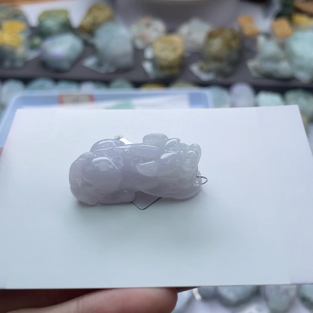 翡翠颈饰未镶嵌貔貅