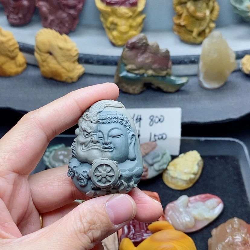 【闪购商品】定制石英质玉吊坠未镶嵌