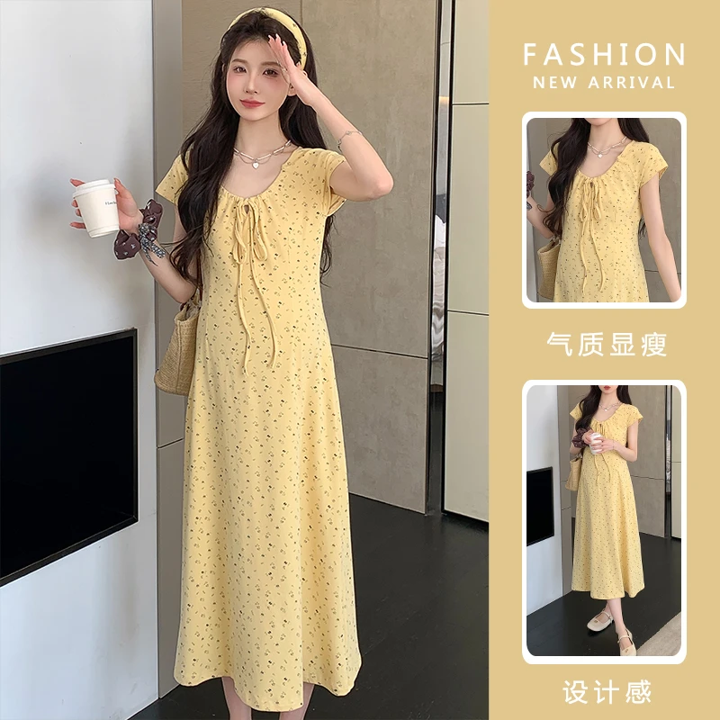 黄色碎花吊带裙连衣裙女2025夏季纯欲风甜美修身显瘦气质长裙女