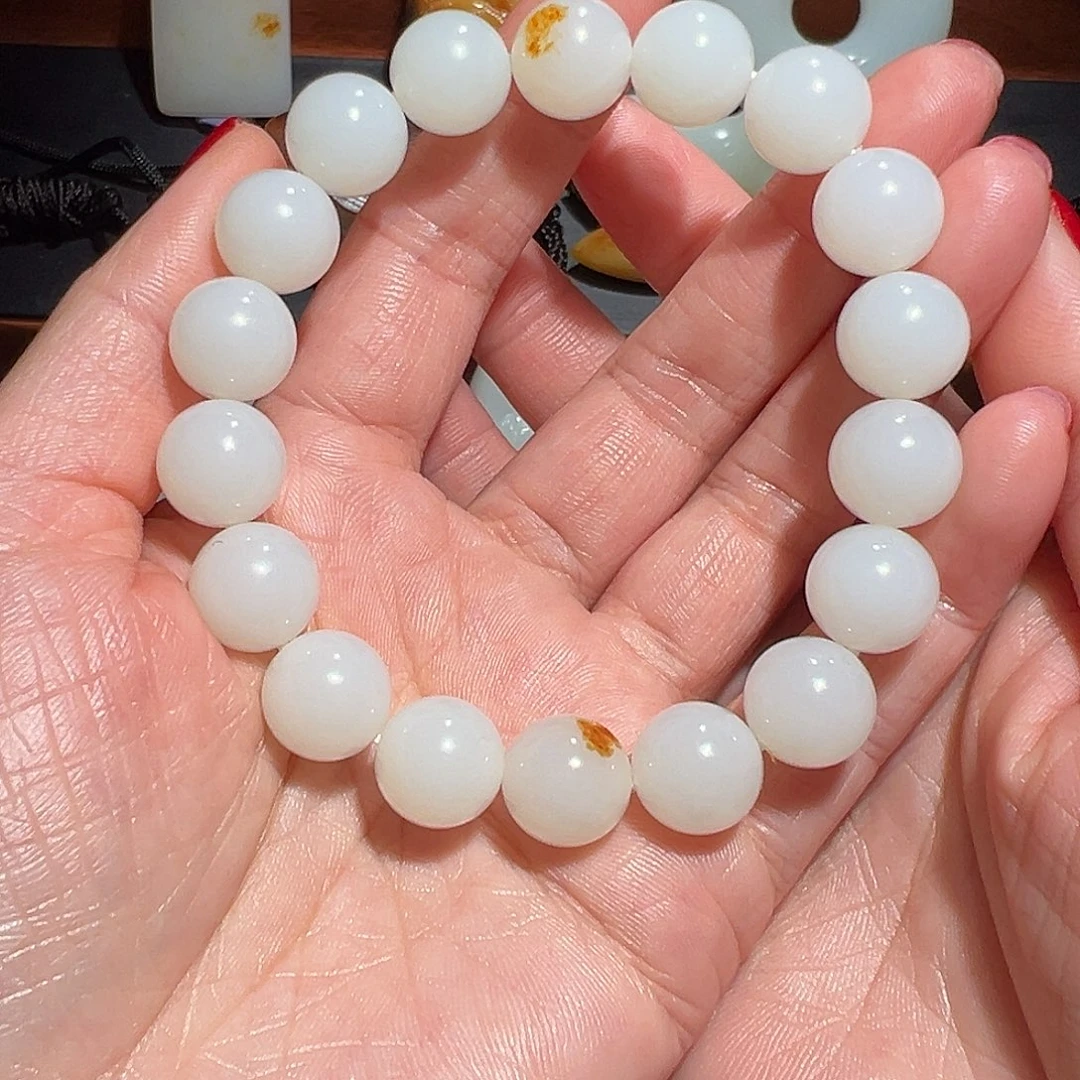 和田玉未镶嵌手串