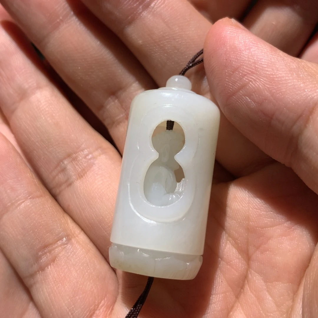 和田玉（糖玉）挂件未镶嵌老**佛