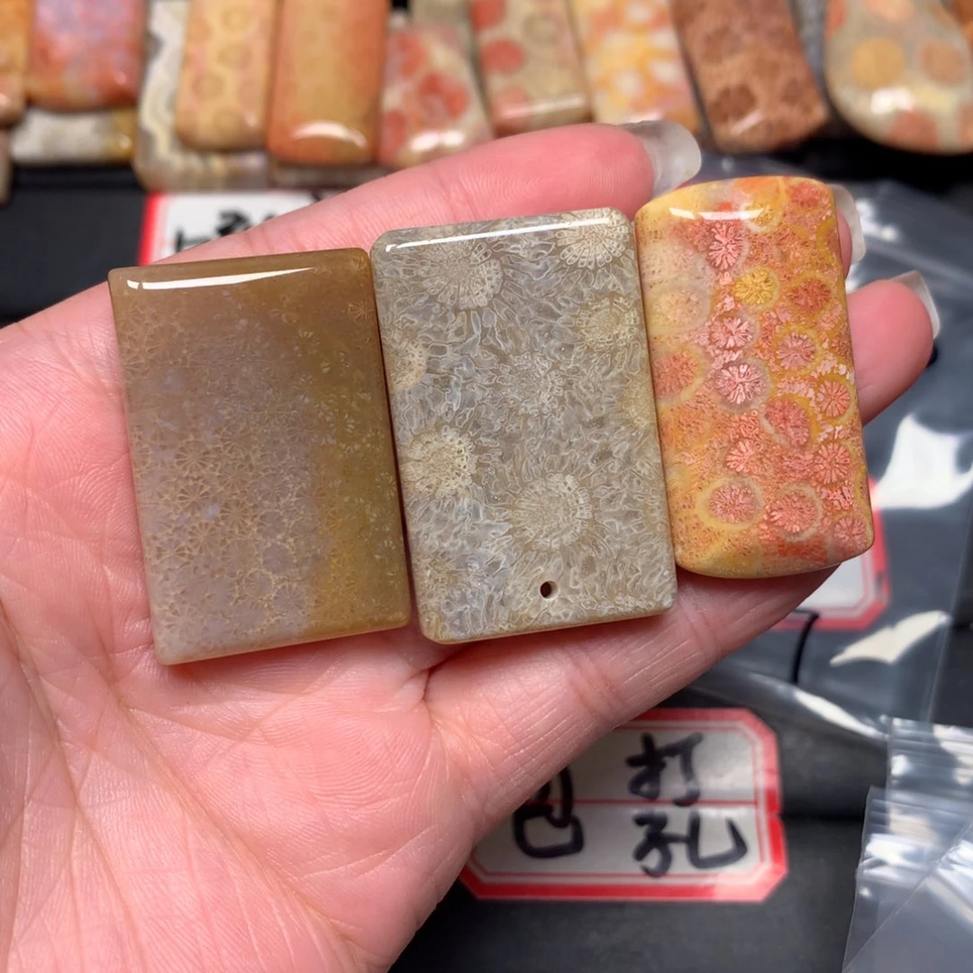 伤***嘟硅化玉未镶嵌吊坠无事牌手排平安扣