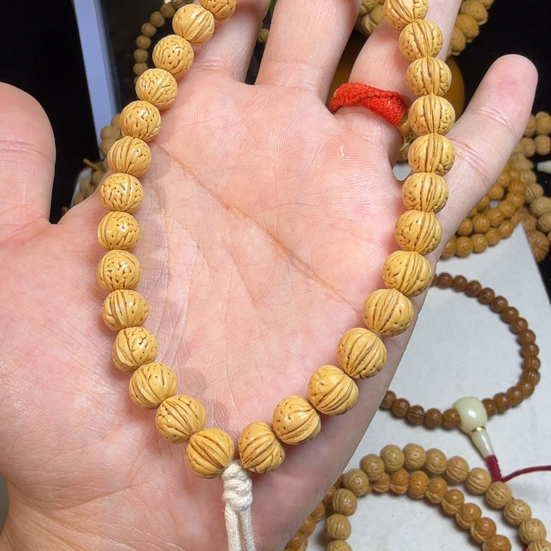 吊坠桃核0.9+东北野生刀齐