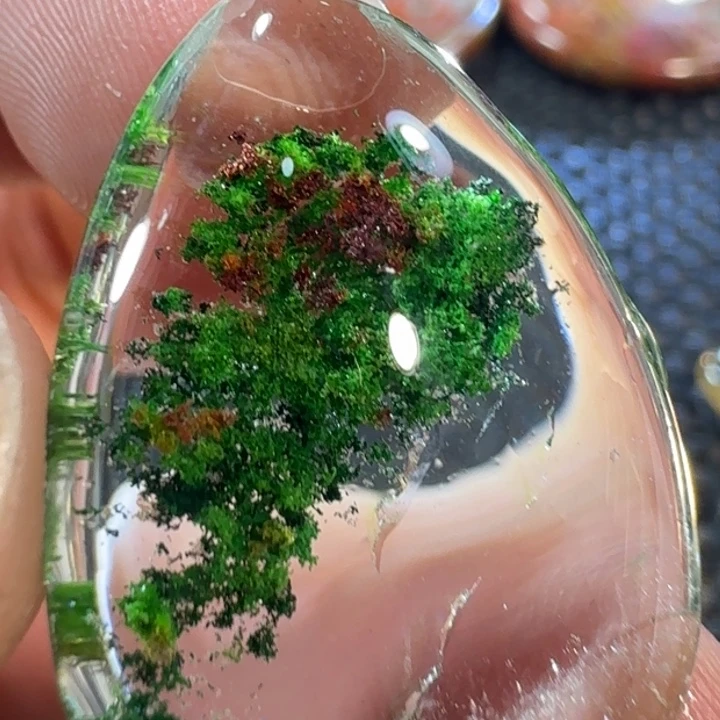 水晶吊坠(不含链)未镶嵌姥****包