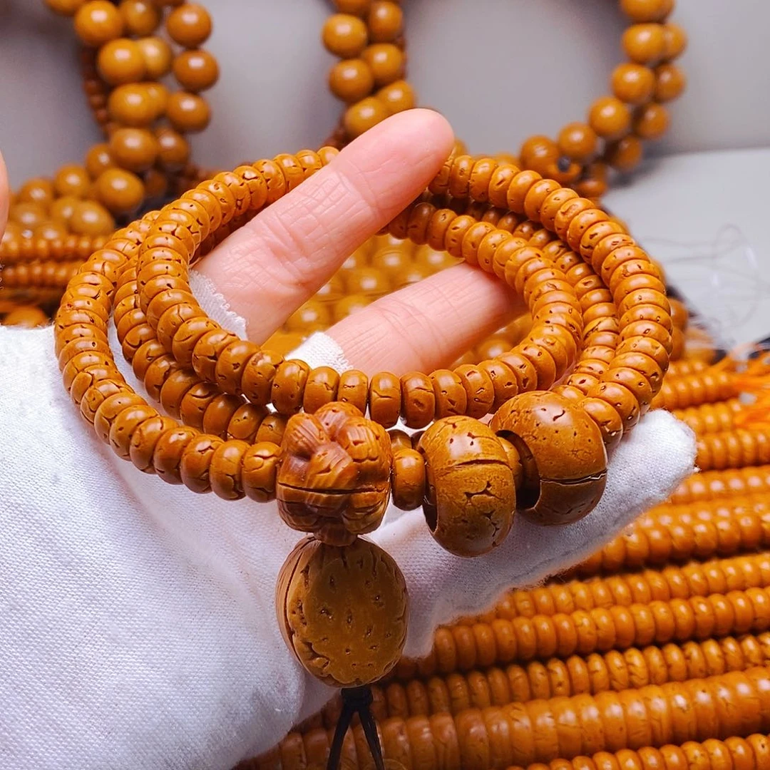 吊坠桃核4乘8核片脖挂微瑕100