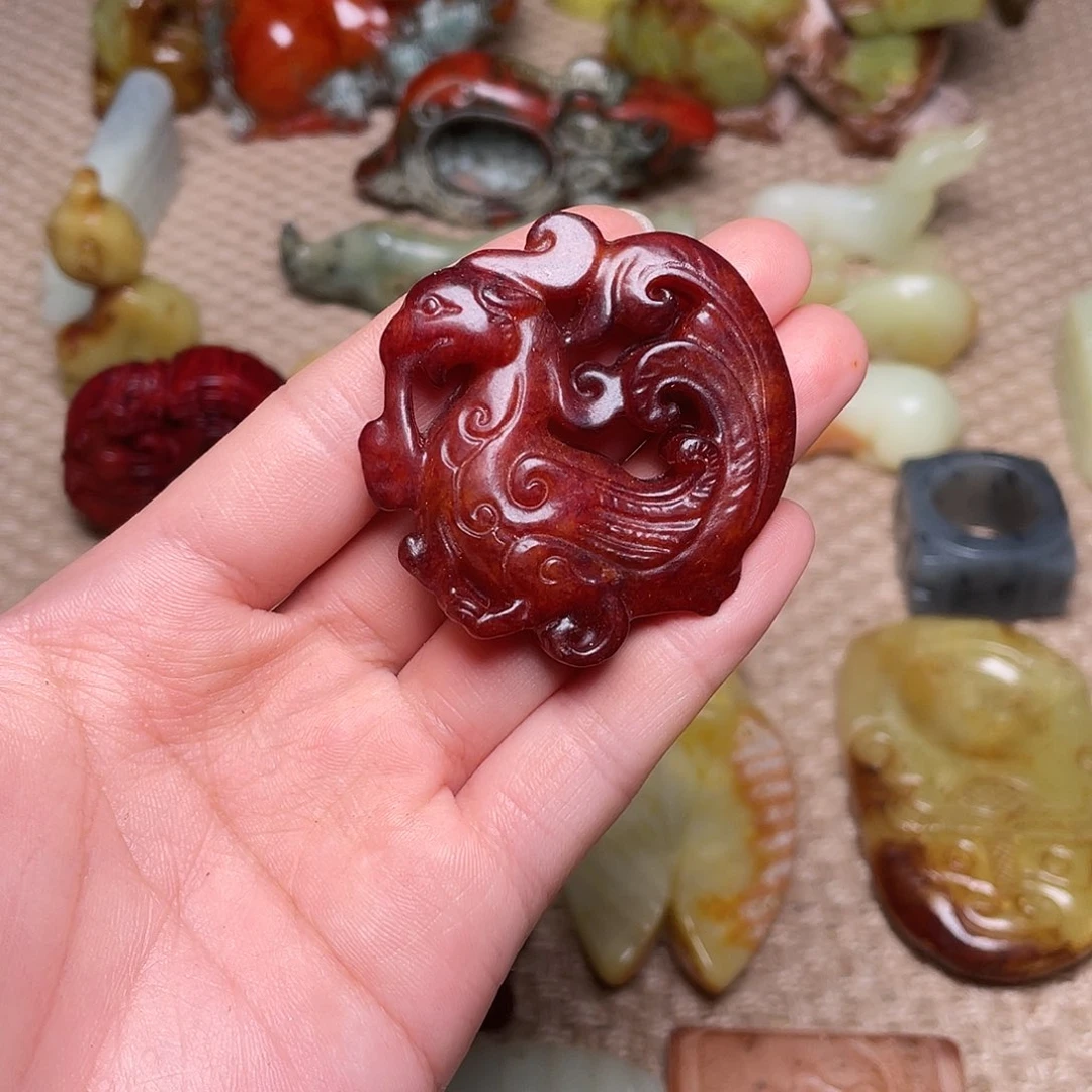 蛇纹石玉未镶嵌如图