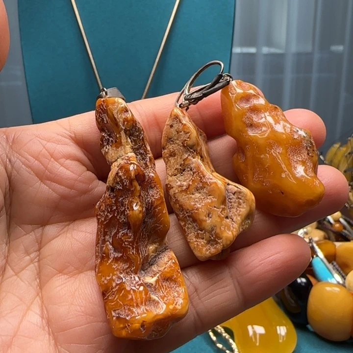 琥珀未镶嵌颈饰波兰设计款琥珀蜜蜡