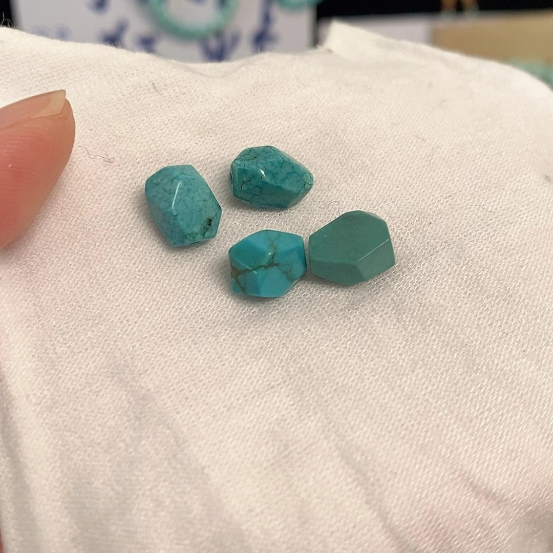 南红玛瑙未镶嵌珠宝奇石