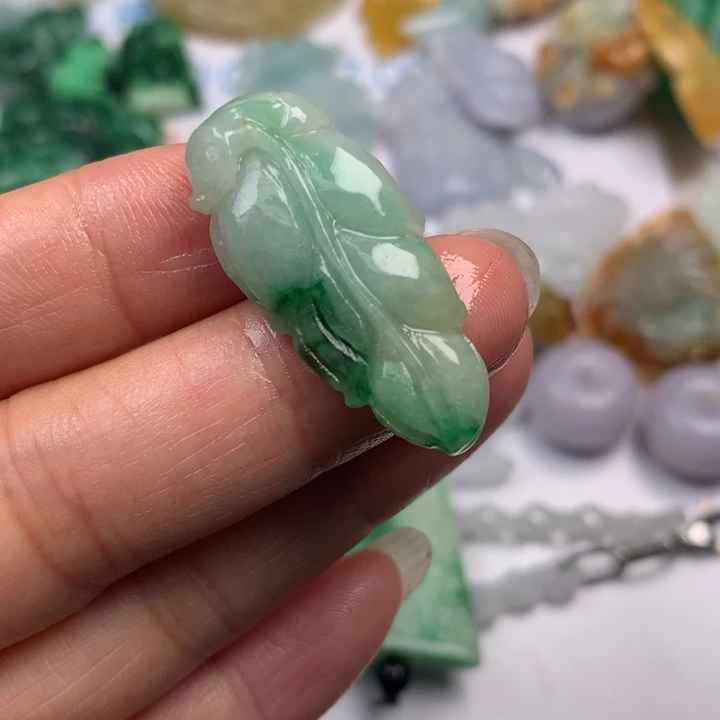 定制翡翠未镶嵌翡翠