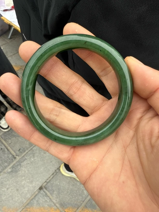 和田玉老坑微微矿点菠菜绿手镯