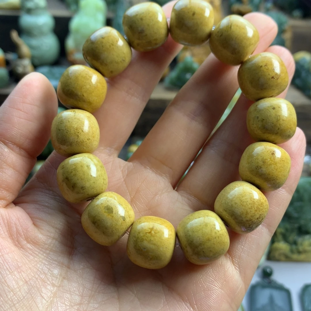 岫岩河磨玉（透闪石质玉）未镶嵌珠宝奇石胖*