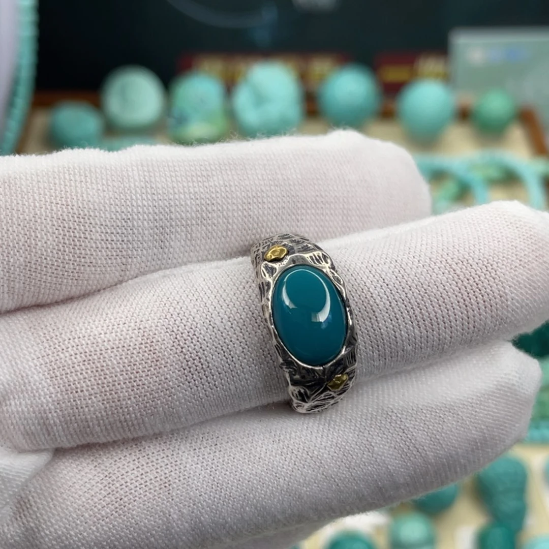 绿松石未镶嵌挂件