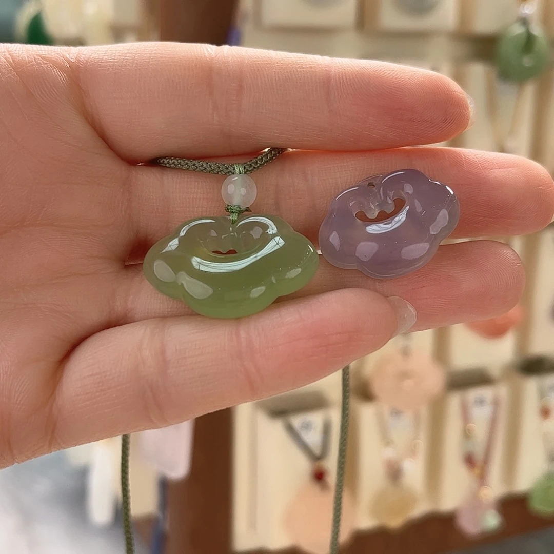 玛瑙/玉髓颈饰未镶嵌小**姐